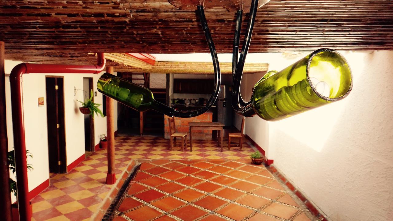 Sergeant Pepper'S Hostel Jardín Esterno foto