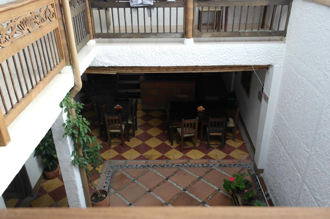 Sergeant Pepper'S Hostel Jardín Esterno foto